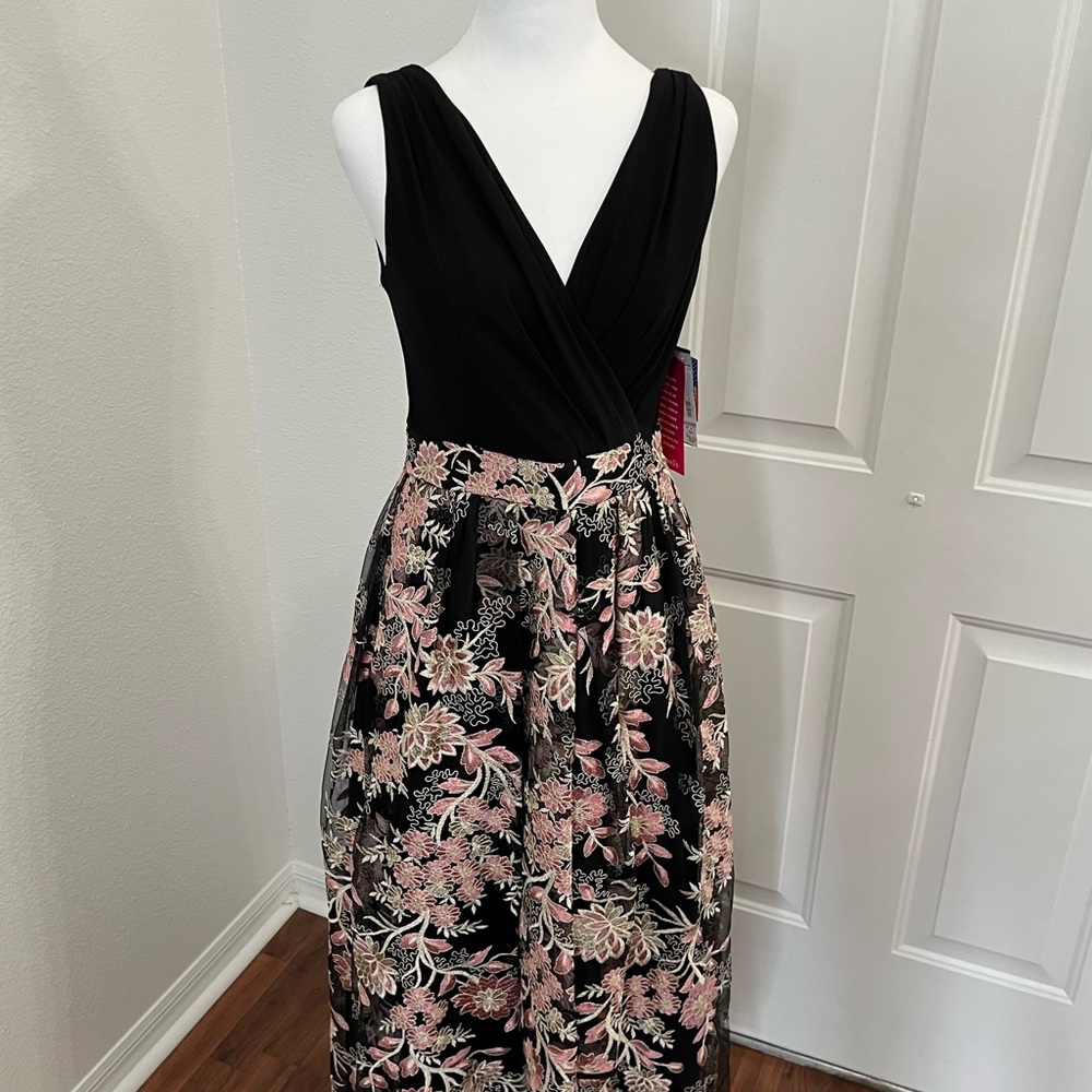 R&M Richard Black and Floral Gown Size 6